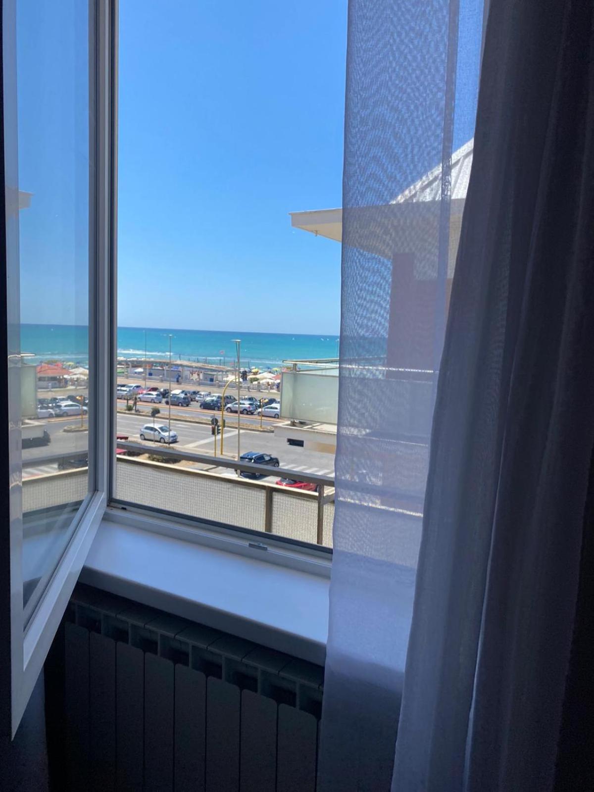 Апартаменти Sea View Лідо-ді-Остія Екстер'єр фото